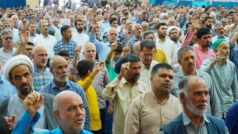 تصاویر/ تجمع نمازگزاران میبد درحمایت از مردم مظلوم غزه و فلسطین