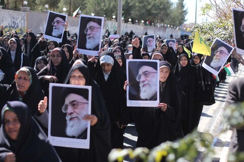 تصاویر| راهپیمایی روز جمعه نصر در بیرجند
