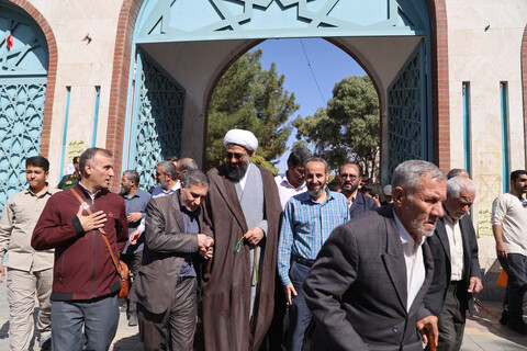 تصاویر / راهپیمایی «بشارت نصر» در همدان