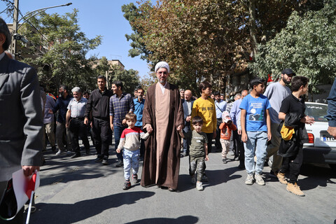 تصاویر / راهپیمایی «بشارت نصر» در همدان
