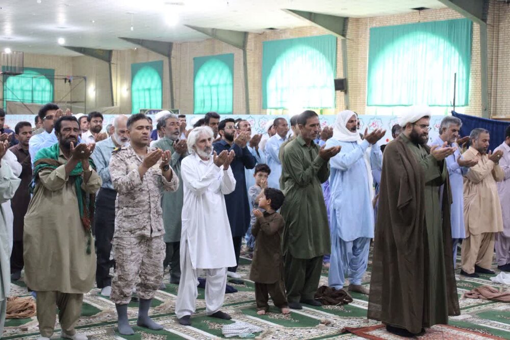 آیین عبادی سیاسی نماز جمعه دلگان