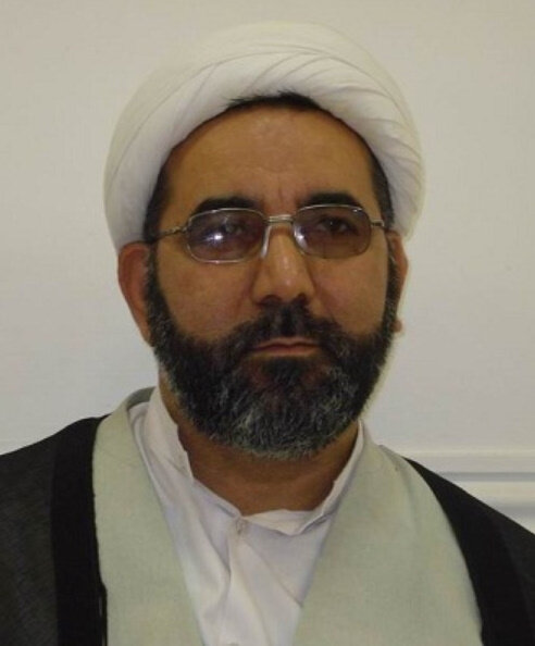 أستاذ الحوزة العلميّة في قم المقدّسة: اسم العلّامة الأمينيّ حيٌّ خالدٌ بجوار اسم الغدير