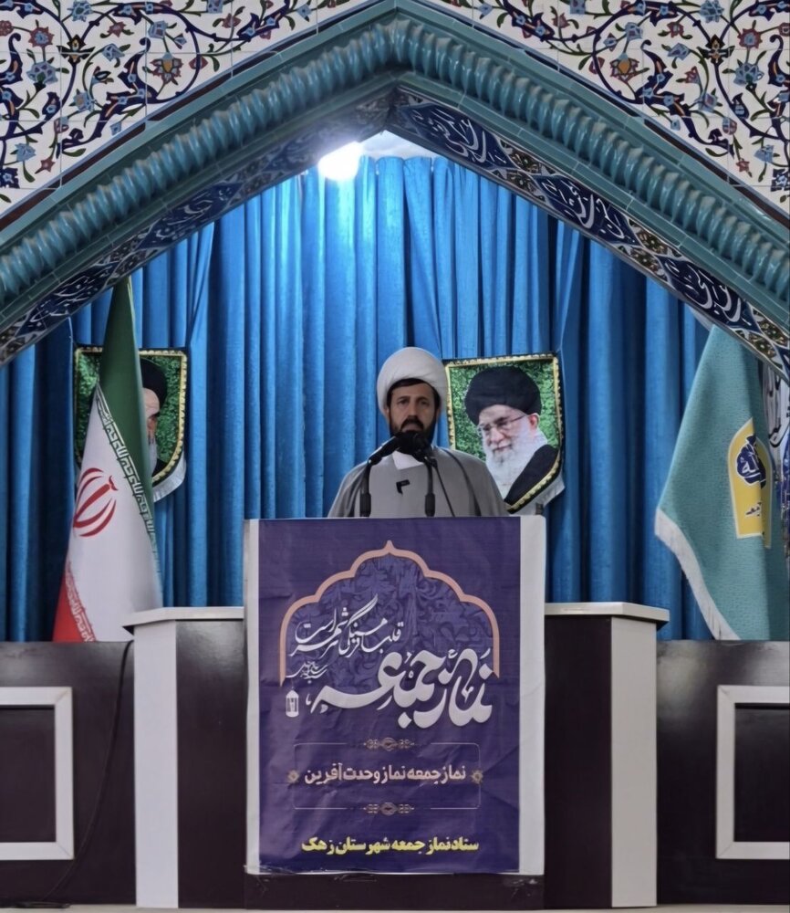 برای تربیت نسلی متعهد، باید بین منزل، مسجد و مدرسه تعامل ایجاد شود