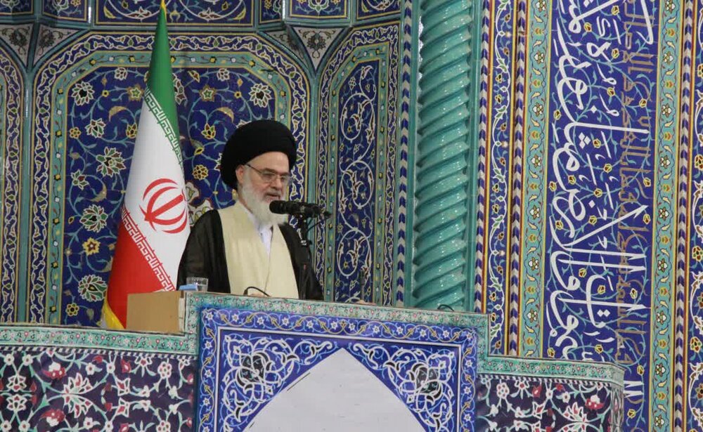 مسئولان برای مهار قیمت ها چاره اندیشی کنند / برای حل مشکلات نگاه به ظرفیت داخلی داشته باشید