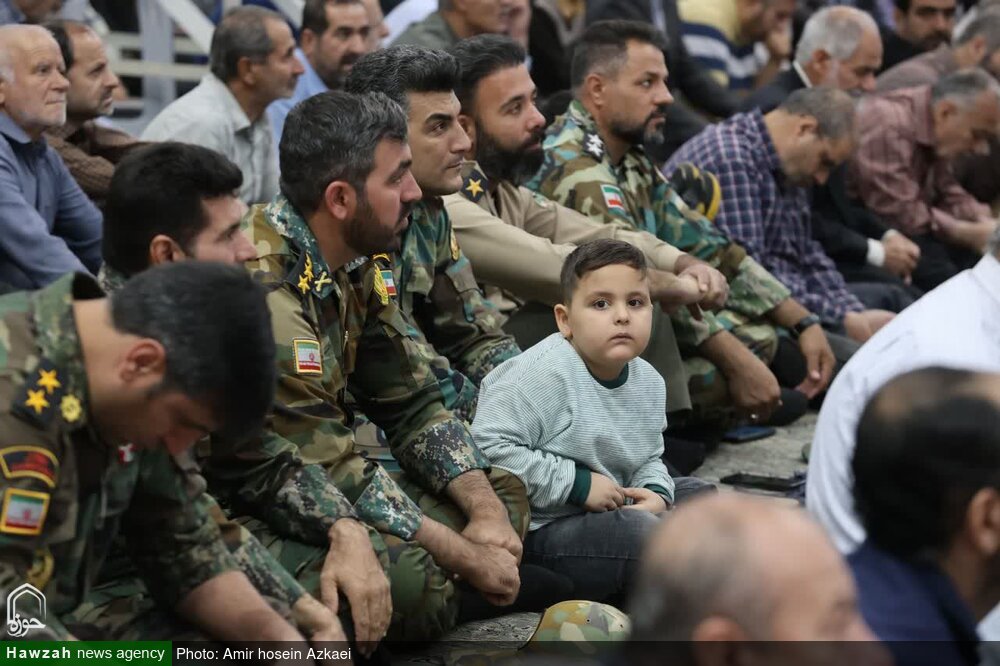 تصاویری متفاوت از حضور کودکان و نونهالان در نماز جمعه همدان