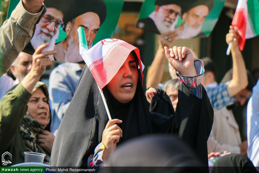 أهالي قم يتظاهرون تضامناً مع المظلومين في غزة + صور وفيديو