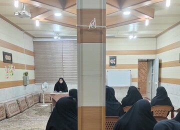 نقد علمی جریان شکرگزاری و کتاب «معجزه شکرگزاری» در حوزه علمیه فاطمیه نجف‌آباد