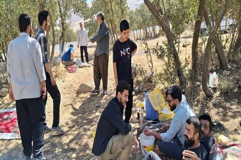 تصاویر/ جوانان هرسینی از حضور در مسجد طراز انقلاب تا تفریح در طبیعت