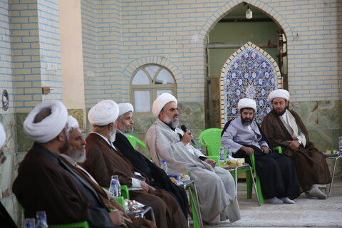 تصاویر| نشست جامعه روحانیت شیراز