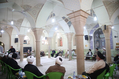 تصاویر| نشست جامعه روحانیت شیراز