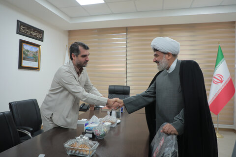 تصاویر/ دیدار مدیر کل اوقاف استان قم با نماینده مردم قم در مجلس شورای اسلامی