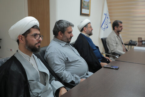 تصاویر/ دیدار مدیر کل اوقاف استان قم با نماینده مردم قم در مجلس شورای اسلامی