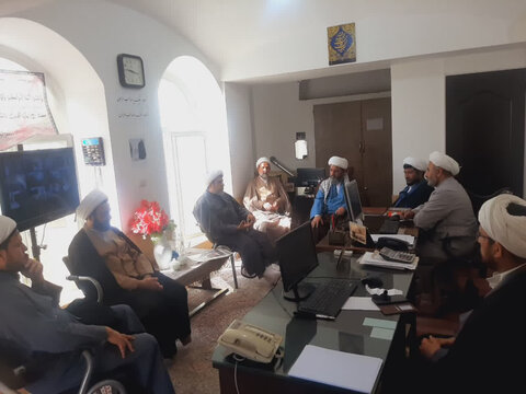 تصاویر/ بازدید مدیر و معاونان حوزه علمیه کاشان از مدارس علمیه این منطقه