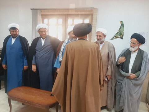 تصاویر/ بازدید مدیر و معاونان حوزه علمیه کاشان از مدارس علمیه این منطقه
