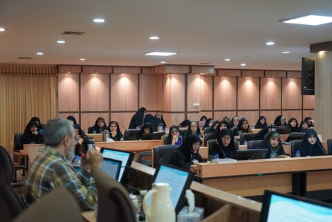 تصاویر/ حضور ۱۵۰ بانوی زنجانی در رویداد طوبی