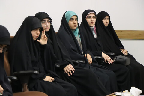 تصاویر | نشست صمیمی امام جمعه زنجان با جمعی از مسئولان بسیج دانشگاه‌های استان زنجان