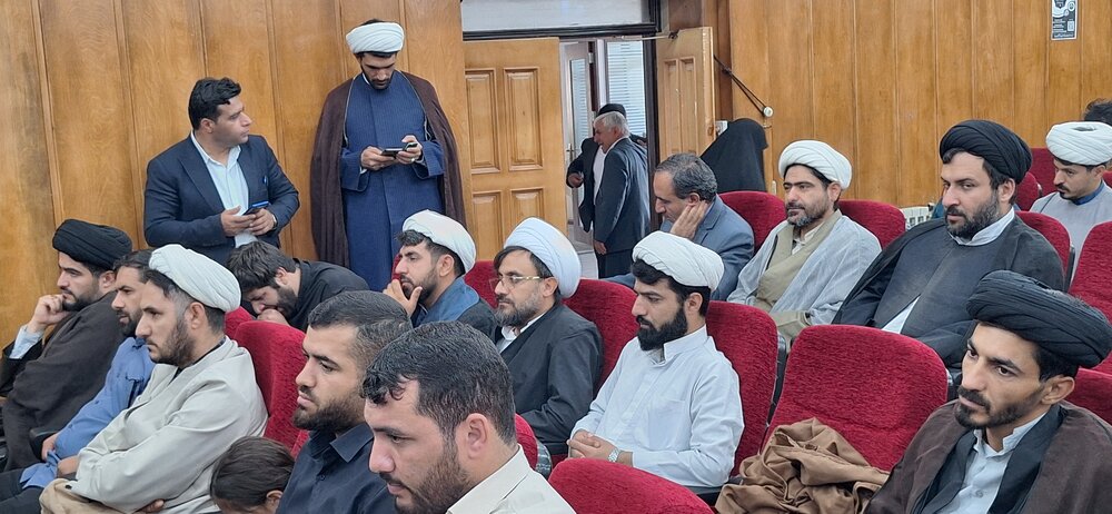 طلبه بدون لباس، مبلغ ناقص است؛ هشدار پناهی به مدیران مدارس