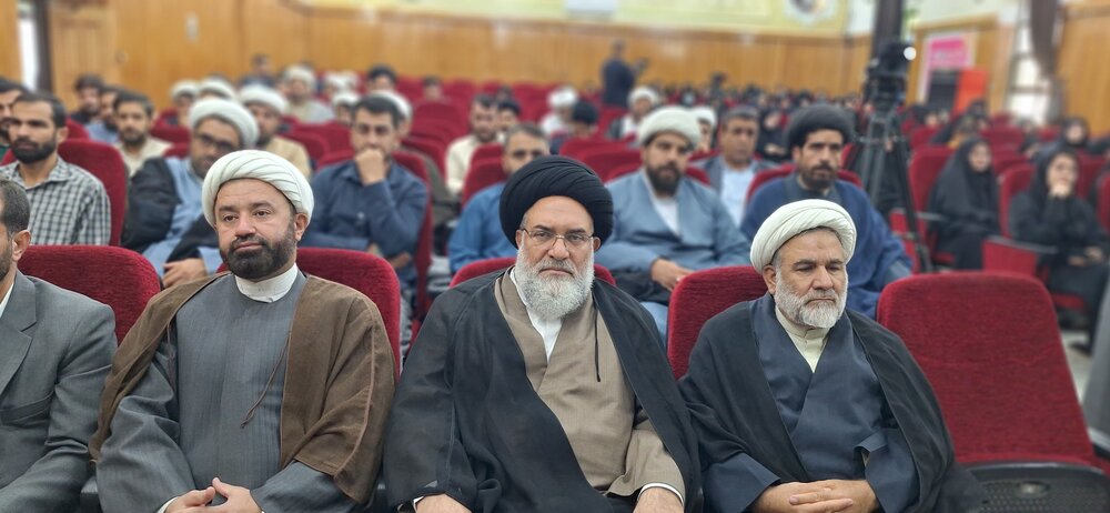 طلبه بدون لباس، مبلغ ناقص است؛ هشدار پناهی به مدیران مدارس