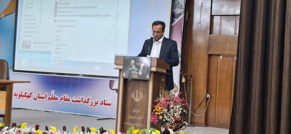 طلبه بدون لباس، مبلغ ناقص است؛ هشدار پناهی به مدیران مدارس