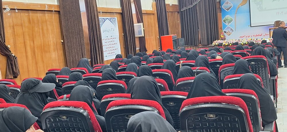 طلبه بدون لباس، مبلغ ناقص است؛ هشدار پناهی به مدیران مدارس