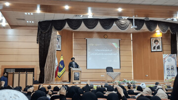 مسجد، قلب تپنده تربیت انقلابی است