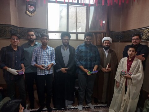 تصاویر|نشست صمیمی معاون تهذیب حوزه علمیه اصفهان با طلاب مدرسه امام حسین(ع)کوشک