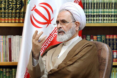 Imágenes / Reunión del presidente de la Asamblea de Unidad Musulmana de Pakistán con el Ayatolá Arafi