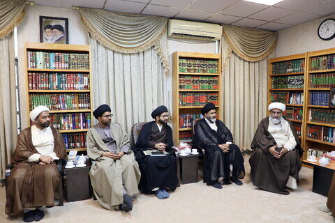 Imágenes / Reunión del presidente de la Asamblea de Unidad Musulmana de Pakistán con el Ayatolá Arafi
