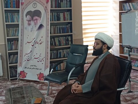 تصاویر/ برگزاری نشست تخصصی راه‌اندازی حوزه‌های معارف اسلام ناب در شهرستان بافق