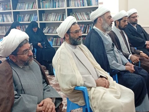 تصاویر/ برگزاری نشست تخصصی راه‌اندازی حوزه‌های معارف اسلام ناب در شهرستان بافق