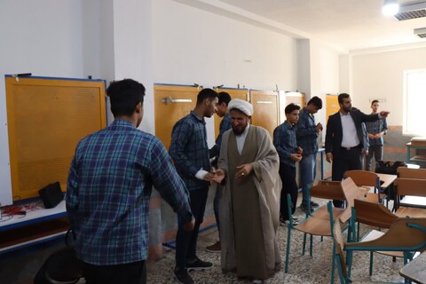 تصاویر/ دیدار صمیمی امام جمعه عالیشهر با دانش آموزان