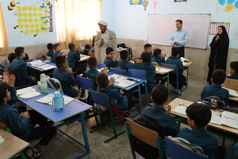 تصاویر/ دیدار صمیمی امام جمعه عالیشهر با دانش آموزان