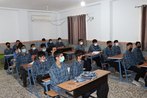 تصاویر/ دیدار صمیمی امام جمعه عالیشهر با دانش آموزان