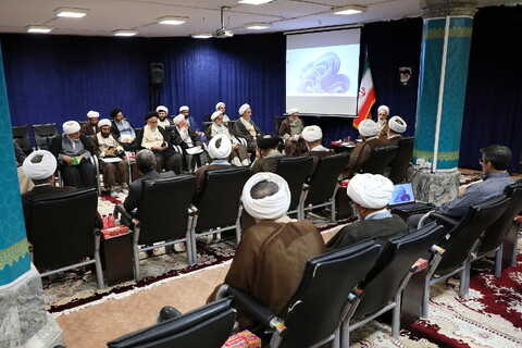 تصاویر/ جلسه شورای معاونین مرکز مدیریت حوزه‌های علمیه