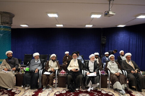 تصاویر/ جلسه شورای معاونین مرکز مدیریت حوزه‌های علمیه