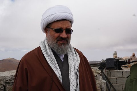 تصاویر / بازدید فرمانده سپاه استان ،استاندار ومسئول نمایندگی ولی فقیه در سپاه از مناطق صفر مرزی کشور