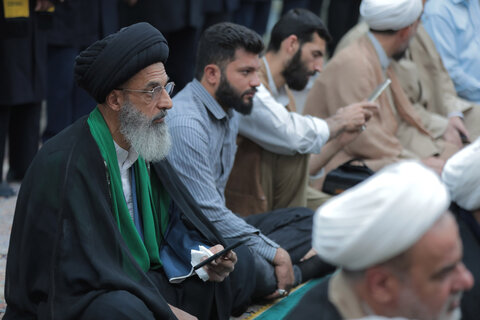 عکس/ مراسم غبارروبی امامزاده موسی مبرقع(ع)باحضور آیت الله اراکی