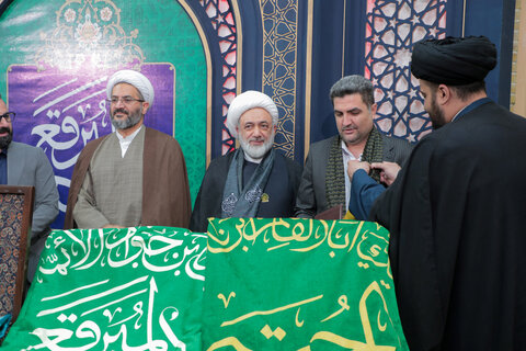عکس/ مراسم غبارروبی امامزاده موسی مبرقع(ع)باحضور آیت الله اراکی