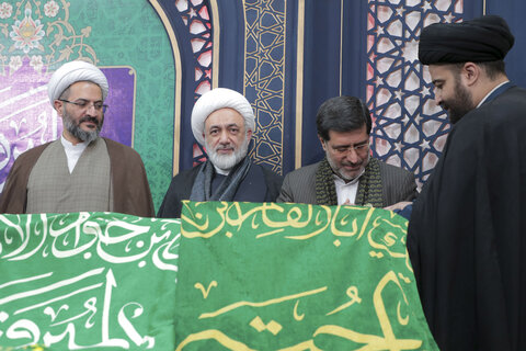 عکس/ مراسم غبارروبی امامزاده موسی مبرقع(ع)باحضور آیت الله اراکی