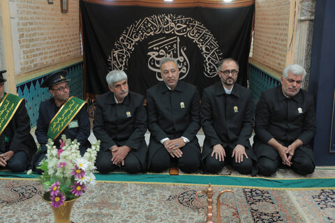 عکس/ مراسم غبارروبی امامزاده موسی مبرقع(ع)باحضور آیت الله اراکی