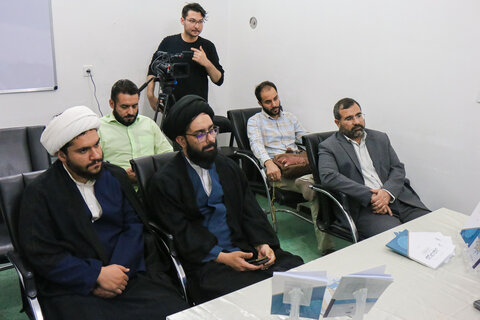 تصاویر/ آیین رونمایی از کتاب قطعا سننتصر