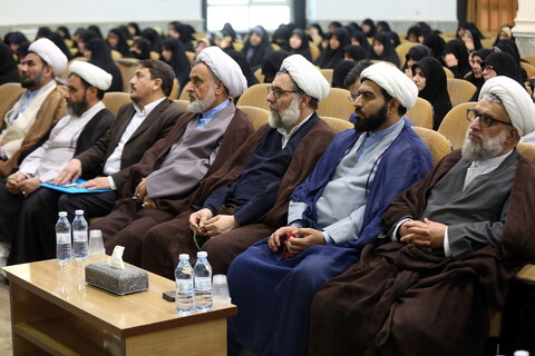 تصاویر/ همایش آموزشی - توجیهی معاونین تبلیغ استانها و رابطین خواهر مدارس امین سراسر کشور