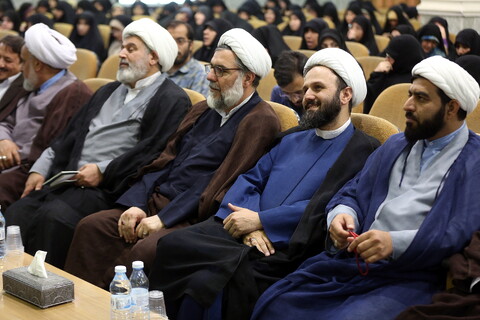 تصاویر/ همایش آموزشی - توجیهی معاونین تبلیغ استانها و رابطین خواهر مدارس امین سراسر کشور