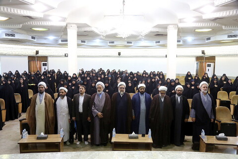 تصاویر/ همایش آموزشی - توجیهی معاونین تبلیغ استانها و رابطین خواهر مدارس امین سراسر کشور