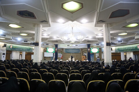 تصاویر/ همایش آموزشی - توجیهی معاونین تبلیغ استانها و رابطین خواهر مدارس امین سراسر کشور