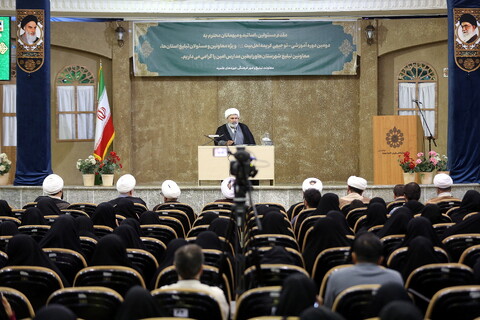 تصاویر/ همایش آموزشی - توجیهی معاونین تبلیغ استانها و رابطین خواهر مدارس امین سراسر کشور