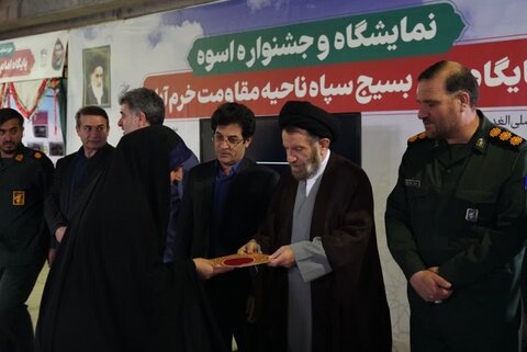 تصاویر اختتامیه نمایشگاه دستاورد‌های پایگاه‌های اسوه‌ بسیج شهرستان خرم آباد
