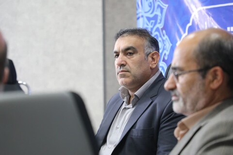 نشست هماهنگی برنامه‌های ۱۳ آبان به ریاست معاون سیاسی امنیتی و اجتماعی استانداری البرز