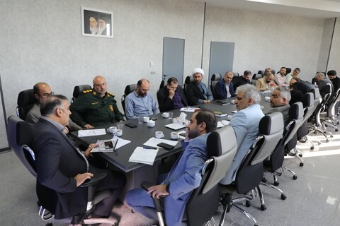 نشست هماهنگی برنامه‌های ۱۳ آبان به ریاست معاون سیاسی امنیتی و اجتماعی استانداری البرز