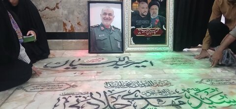 تصاویر/اردوی طلیعه حضور طلاب مدرسه علمیه الهیه ساوه در گلزار شهدا و مرقد امام خمینی( ره)